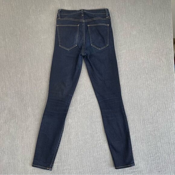 Gap True Skinny High Rise Dark Denim Jeans Women’s Size 25R - Picture 2 of 9